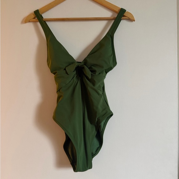 Robin Piccone Green Plunge Neck Tie-Front One Piece Swimsuit size 4 EUC - Picture 2 of 7
